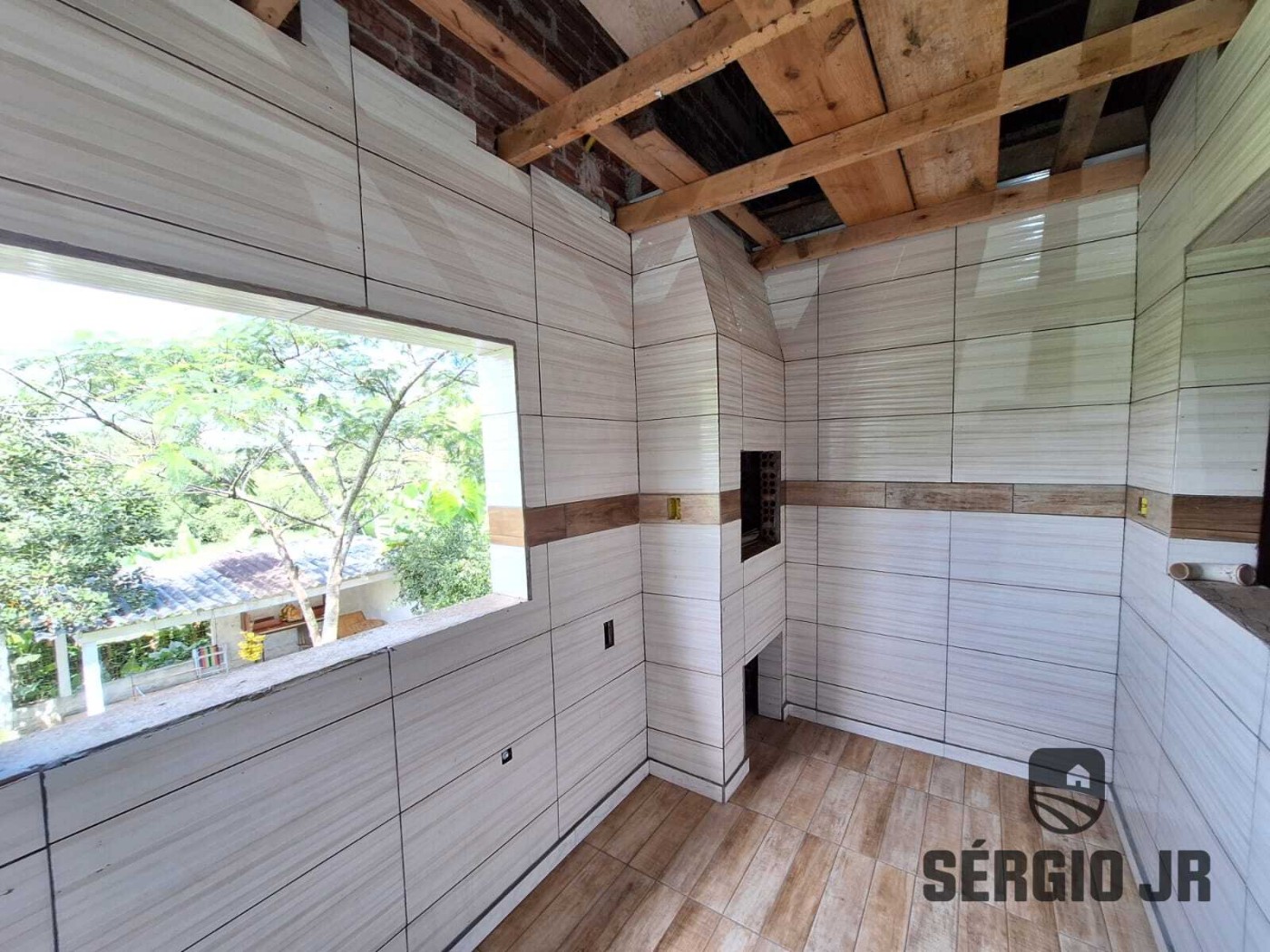 Casa à venda com 5 quartos, 250m² - Foto 11