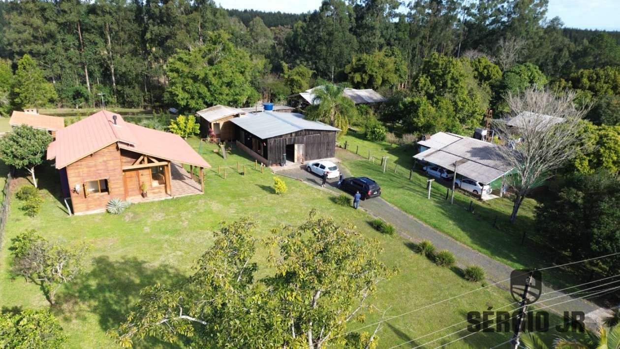 Sítio, 4 quartos, 1800 m² - Foto 3