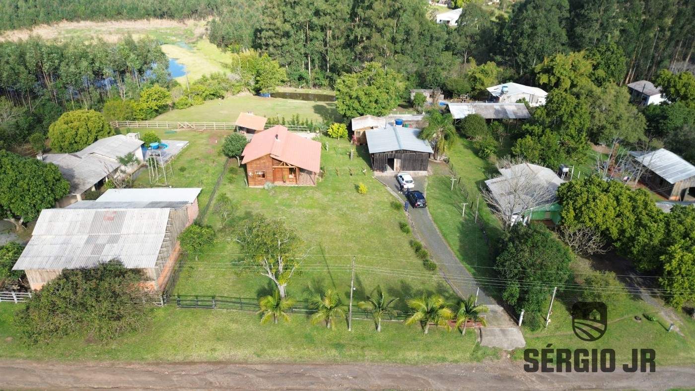 Sítio, 4 quartos, 1800 m² - Foto 4