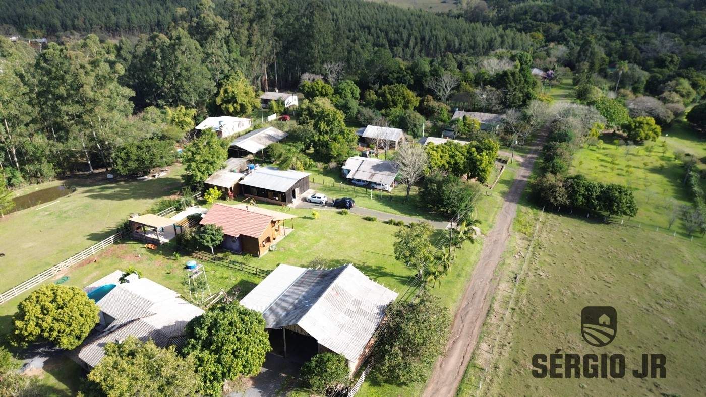 Sítio, 4 quartos, 1800 m² - Foto 5