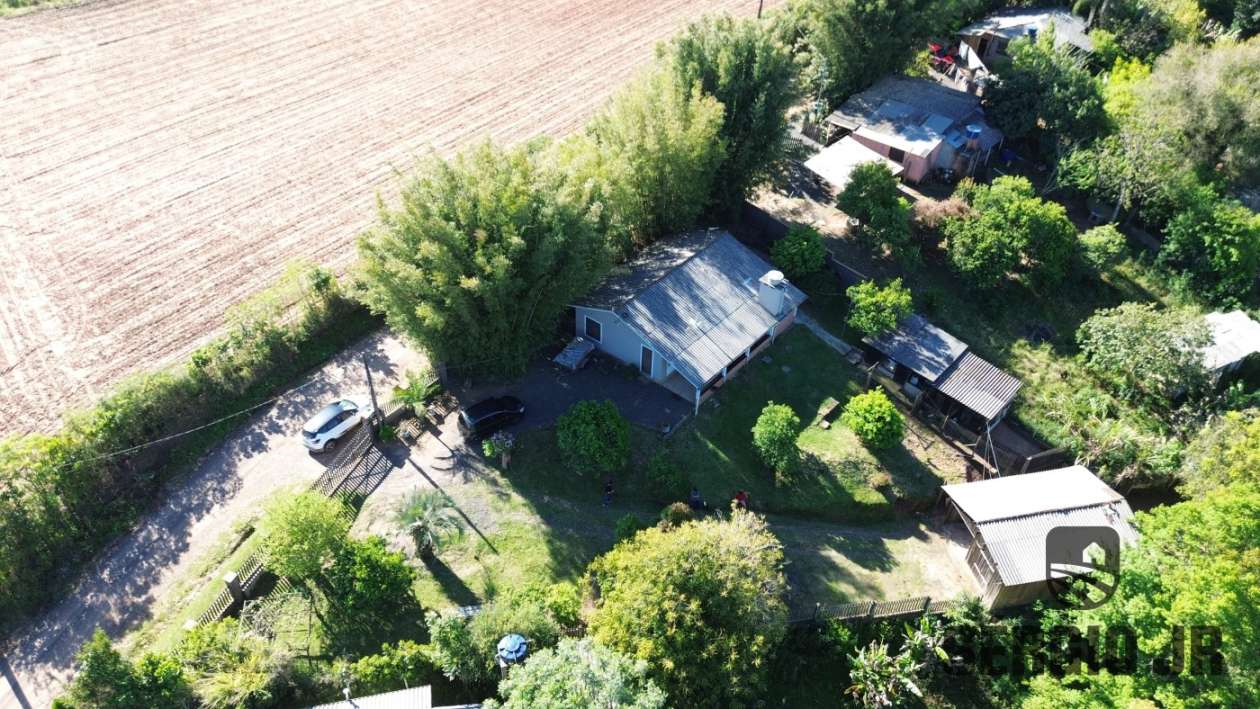 Sítio, 2 quartos, 1500 m² - Foto 4