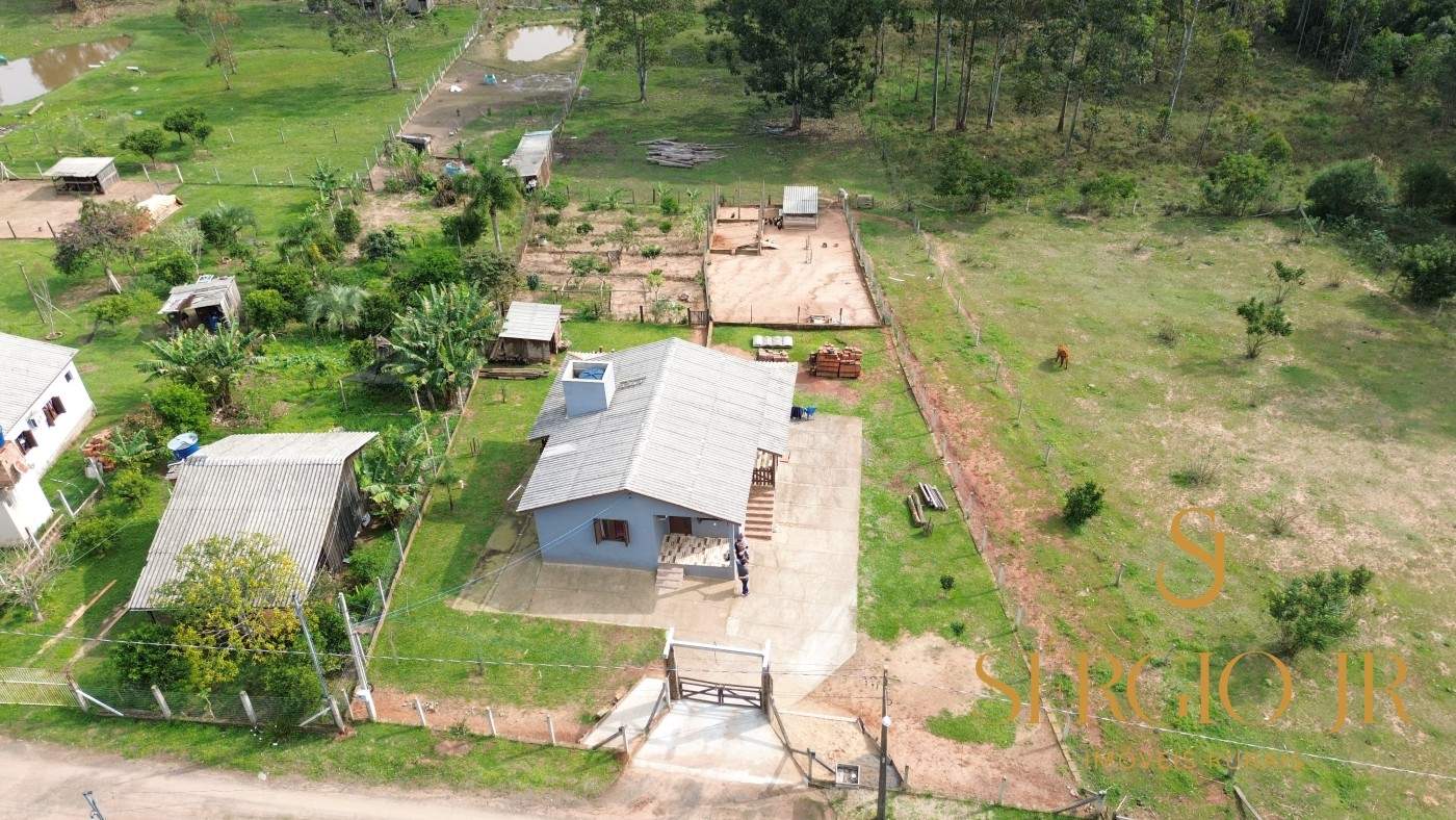 Chácara, 3 quartos, 1500 m² - Foto 1